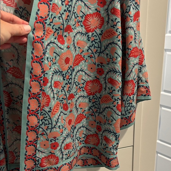 Feathers by Tolani Floral Open-Front kimono - Picture 4 of 6